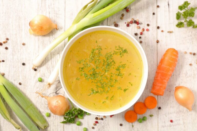 From Chicken Broth to Miso: Discover the Best Vegetable Broth Replacements!