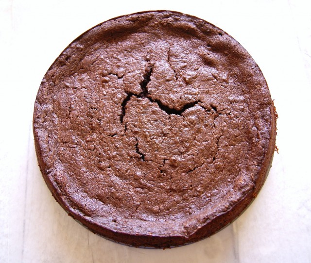 Dark Chocolate Chestnut Cake, grain free and Paleo