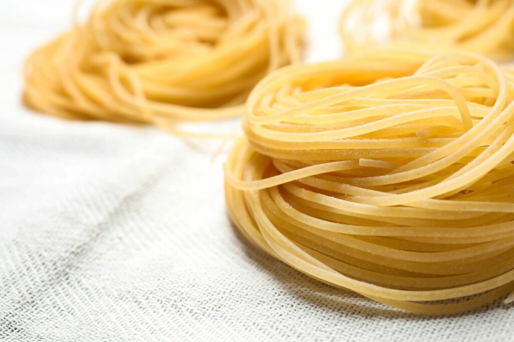 close up photo of capellini